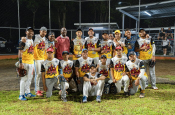 Los Parranderos de la UTP Colón ganan la liga estudiantil masculina de softbol 