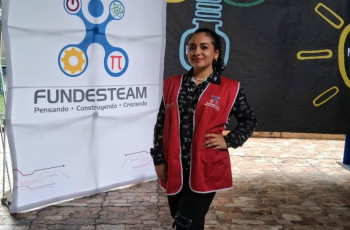 Estudiante Esther Vallejos