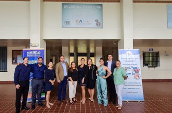 Líderes estudiantiles Robert Pier Villar, Rafael Núñez y Lucero Loré, por DGTC Mgter. Cecibel Castrellón, Mgtr. Rut Sierra, Mgtr. Rigoberto Bethancourt, Mgtr. Diana Agames, Investigación Dr. Grimaldo Ureña, por Howard, Ing. Tatiana Encalada y Yaneth Yu.