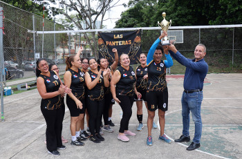 Equipo campeón Las Panteras. Equipo campeón Las Panteras.
