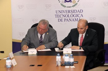 Firma de convenio marco de cooperación.