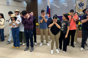 Estudiantes participan de la capacitación de Primeros Auxilios 