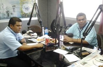Los expertos asistieron a la emisora “Radio Poderosa".