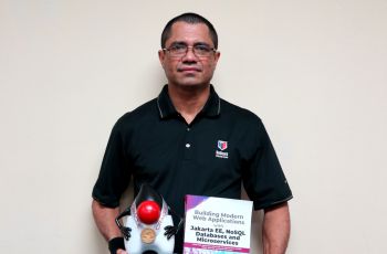 El Licenciado Aristides Villarreal es miembro selecto del grupo Java Champion a nivel mundial.