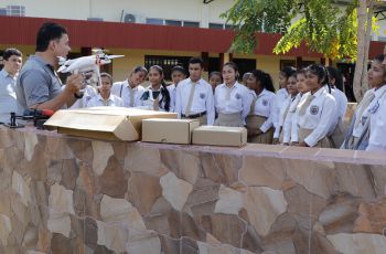 Estudiantes de Escuela Secundaria de Veraguas visitan UTP Veraguas