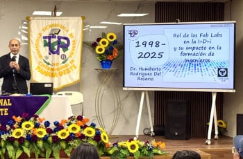 Autoridades, docentes y estudiantes participan de la Primera Jornada Científica de Mecatrónica