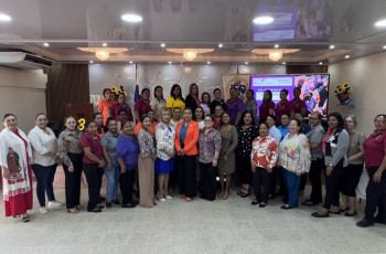 Empoderamiento del Día de la Mujer en el Centro Regional de Panamá Oeste 