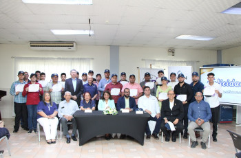 La UTP entrega certificado a 22 jóvenes como operadores de plantas potabilizadora en la provincia de Chiriquí 