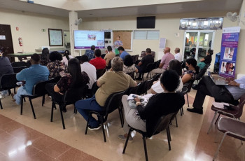 Centro Regional de Panamá Oeste entrega horario a docentes 