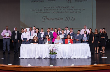 Superación Académica Más de 35 estudiantes, colaboradores de la UTP recibieron sus certificados en Media Pre Media y Diplomado en Habilidades Administrativas