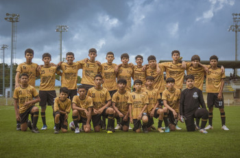 El equipo Alianza Estudiantil F.C., liderado por egresados del Centro Regional de Veraguas, participó de la Liga Distrital de Categorías Menores Atalaya 2025, del 14 de junio al 5 de julio. Créditos: Miguel De León.