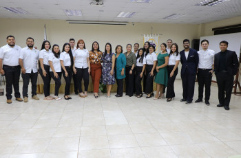 Estudiantes de V Año de la Licenciatura en Ingeniería Industrial del Centro Regional de Veraguas organizaron la conferencia "El ambiente laboral como factor clave para el éxito organizacional", el 23 de septiembre.