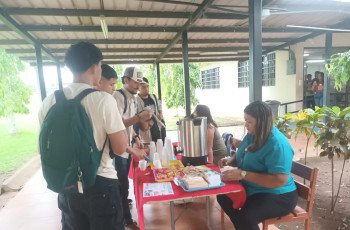 La Unidad de Bienestar Estudiantil del Centro Regional de Veraguas realizó una divulgación de la Campaña de Donación de Sangre "Tú también puedes salvar vidas", el jueves 3 de julio. La Unidad de Bienestar Estudiantil del Centro Regional de Veraguas realizó una divulgación de la Campaña de Donación de Sangre "Tú también puedes salvar vidas", el jueves 3 de julio.