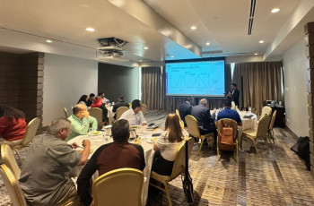 El Dr. Elvis Castillo Camarena, docente de la Facultad de Ingeniería Civil del Centro Regional de Veraguas participó como expositor en el Seminario Técnico Asfalto Panamá 2025: Regulación, Tecnología y Futuro Vial, realizado el viernes 4 de julio.