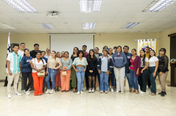 Previo a la celebración del Emprende Fest UTP Vol. 3, la Unidad de Gestión y Transferencia del Conocimiento del Centro Regional de Veraguas organizó una capacitación para los emprendedores participantes, el martes 24 de junio.