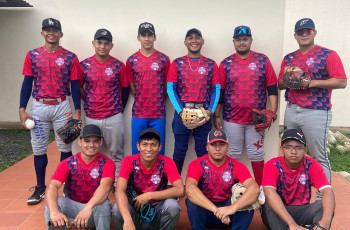 Los Leñadores, campeones de la Liga Interna Masculina de Softbol UTP Veraguas 2024.