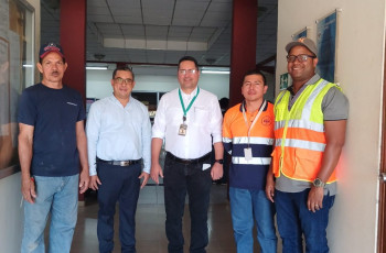 Personal del Laboratorio de Análisis Industriales y Ciencias Ambientales (LABAICA) realizaron una visita al Centro Regional de Veraguas, el 16 de julio.