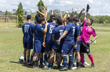 El Centro Regional de Veraguas celebró la jornada reinaugural de la Liga Interna de Fútbol UTP Veraguas categoría masculina 2024, organizada por la Subdirección de Vida Universitaria, a través de la Coordinación de Deportes, el viernes 9 de mayo.
