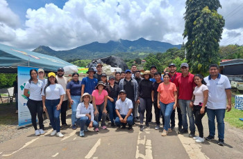 La Subdirección de Vida Universitaria del Centro Regional de Veraguas, a través de la Coordinación de Servicio Social Universitario, participó en la I Jornada de Reciclaje en Santa Fe, el viernes 6 de septiembre.