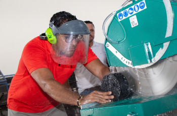 Se realizó una capacitación para el correcto uso del equipo especializado de los Laboratorios de Geotecnia y Asfalto en el Centro Regional de Veraguas, el 18 de julio.