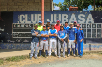 El Centro Regional de Veraguas, se coronó campeón del Cuadrangular de Softbol Masculino para Estudiantes, organizado por la Subdirección de Vida Universitaria del Centro Regional de Azuero, el sábado 20 de abril.