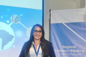 La Ing. Adiz Acosta, coordinadora de la Dirección de Gestión y Transferencia del Conocimiento del Centro Regional de Veraguas, fue una de los seleccionadas por la Comisión Europea para participar del Clúster Regional Erasmus+ para América Latina y el Caribe.