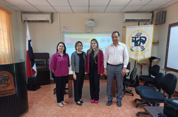 La estudiante Natali Pérez de la Licenciatura en Ingeniería Industrial del Centro Regional de Veraguas, sustentó su Trabajo de Graduación de tipo Práctica Profesional, el 26 de abril.