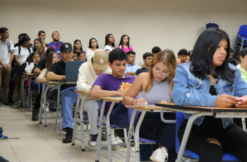 La Biblioteca del Centro Regional de Veraguas realizó una capacitación para el uso de la Plataforma JoVE en el Sistema de Biblioteca Digital, el 16 de abril.