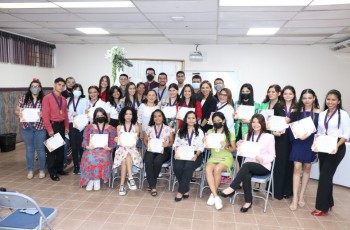 Acto de reconocimiento a los estudiantes Capítulo de Honor de la UTP Chiriquí.