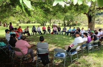 Administrativos en la UTP Chiriquí participan en un taller de cuerda