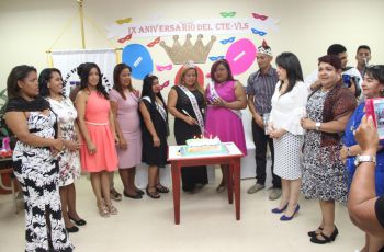 Colaboradores del Centro Educativo Dr. Víctor Levi Sasso, conmemoran Noveno Aniversario.