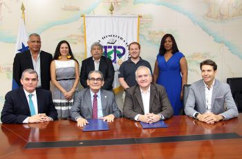 UTP firma convenio con JG Centroamérica. 