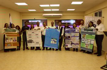 Equipos ganadores del Centro Regional de Colón.