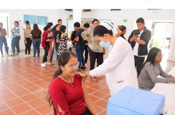 Personal del Ministerio de Salud de Coclé, colocó más de 178 dosis de vacunas.