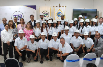 Imposición de Cascos Ingenieriles en la UTP Coclé 2025