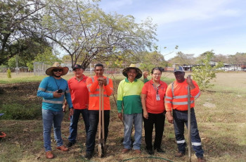 Estudiantes del Centro de Tele-Educación Víctor Levi Sasso conmemoran el Día Mundial de la Tierra con jornada de reforestación