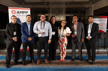 Estudiantes del Centro Regional de Azuero se destacaron por su participación en el Student Poster Competition, donde presentaron sus avances de tesis en la modalidad de póster y ganaron premios.