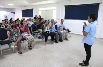 Capacitación Básica del Lenguaje de Señas 