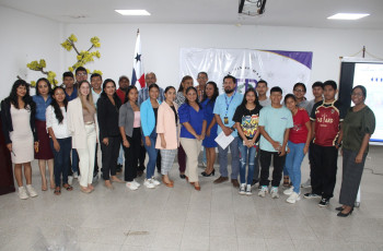 Celebrando el Mes de los Océanos 