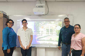 Estudiante de Redes Informáticas presenta informe de practica profesional