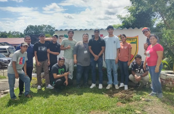 Estudiantes participan de la labor social en el Centro Educativo Santa Rita de Antón