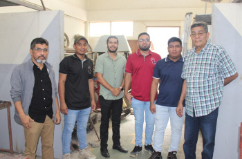 Estudiantes y profesores de la FIM