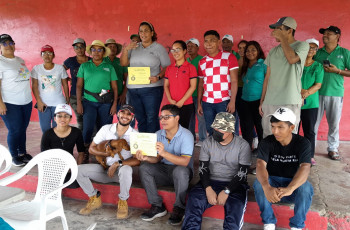 Grupo de estudiantes participantes de la Jornada 