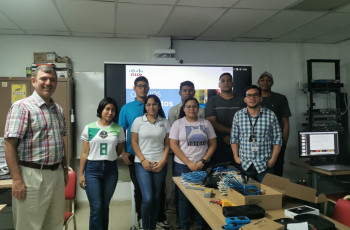 Inauguración de Curso Fundamentos de Switching & Routing