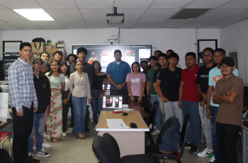 Participantes de los cursos de receso académico 