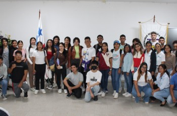 Participantes de la charla sobre Prevención del Tabaquismo y Vapeo