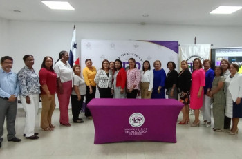 Reunión de directores y orientadores de los centros educativos de nivel medio de la provincia de Coclé
