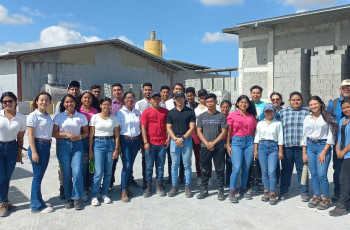 Participantes del Seminario Normas y Ensayos de Materiales de Construcción