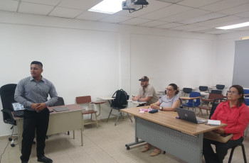 Sustentacion de tesis de estudiante Marcos Vásquez Sustentacion de tesis de estudiante Marcos Vásquez
