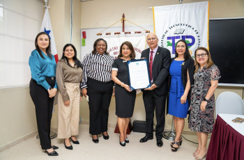 UTP realiza acto de entrega de Reacreditación de Maestría en Ciencias de la Ingeniería Mecánica 